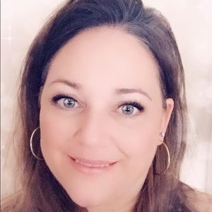 Meet your Posher, Theresa